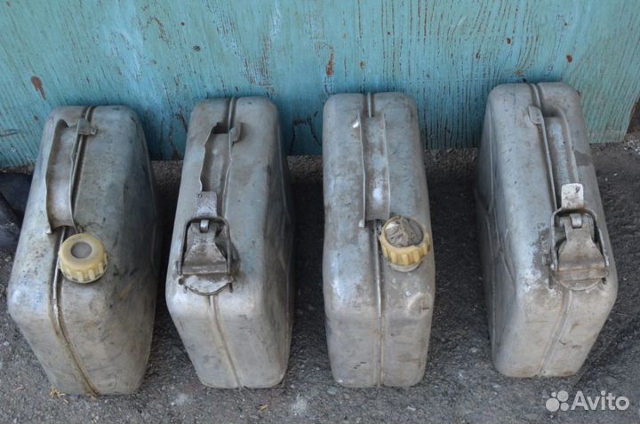 Канистры алюминиевые 10 литровые