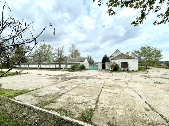 Свободного назначения, 8632 м²