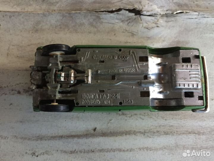 Игрушка Волга Газ 24,Чайка,ссср,металл