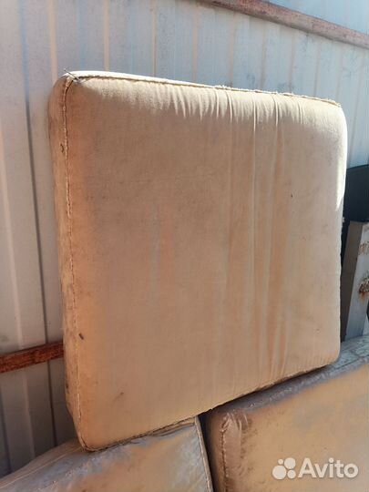 Декоративные подушки для дивана