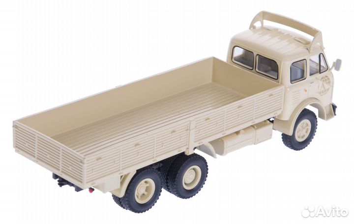 Маз-516А бортовой Avtoexport ussr, бежевый