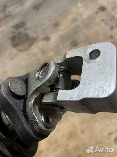 Рулевой карданчик Мерседес w204