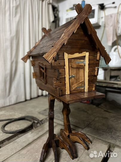 Избушка на курьих ножках