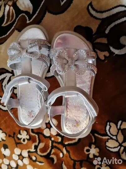 Босоножки для девочки