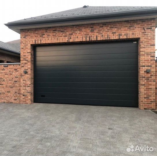 Секционные ворота Alutech