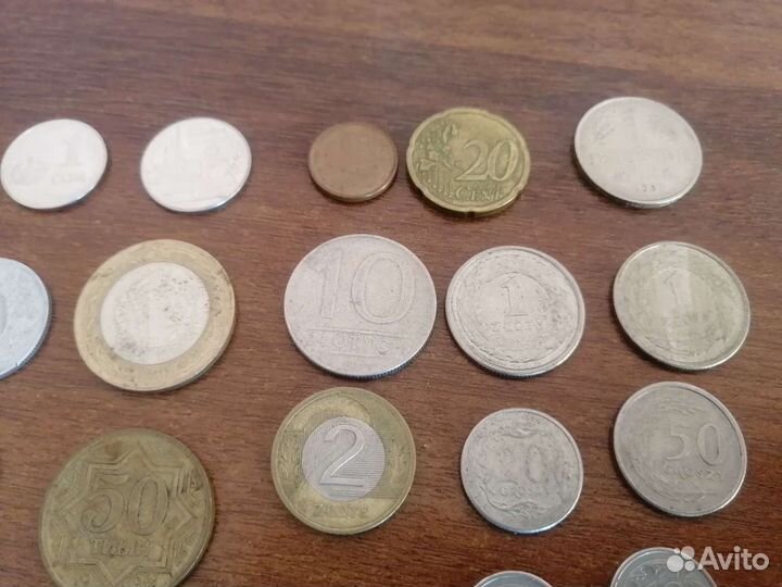 Иностранные монеты 31 штука