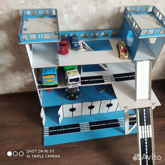 Продам стоянку для автомобилей