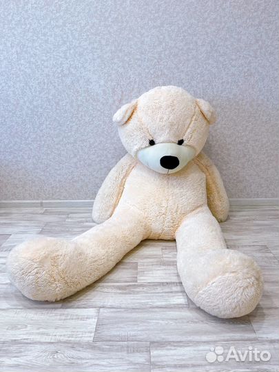 Плюшевый медведь 140 см