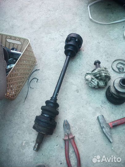 Привод Мерседес W210