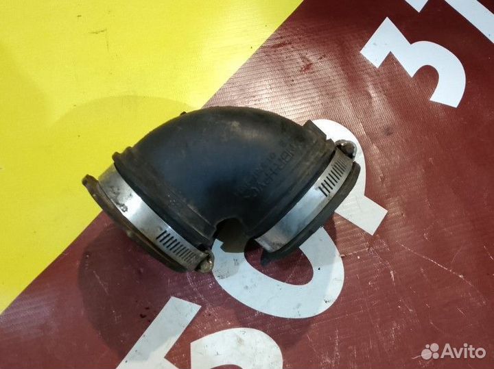 Патрубок воздушного фильтра mazda 3