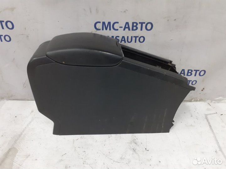 Подлокотник Volvo Xc60 хс60 2.4D