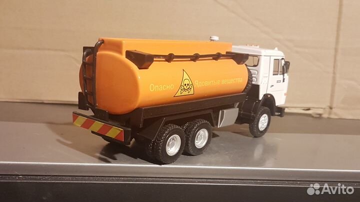 Камаз - 54115