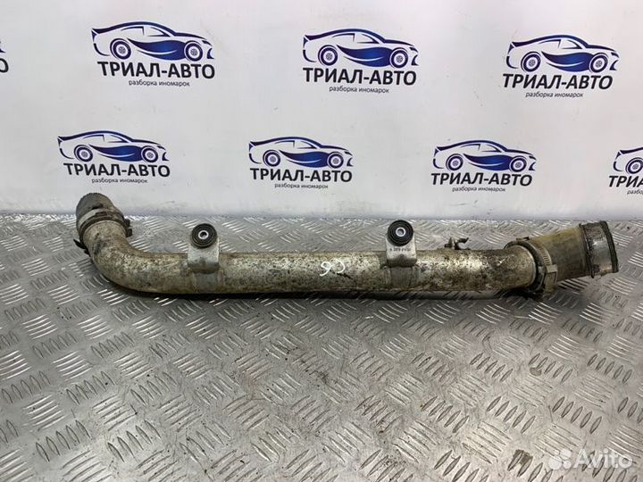 Патрубок интеркулера Volkswagen Touareg GP