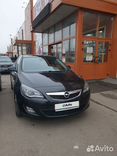 Opel Astra 1.4 AT, 2011, 118 000 км