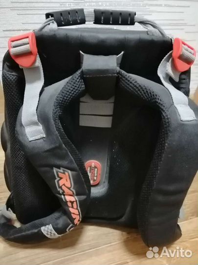 Школьный ранец