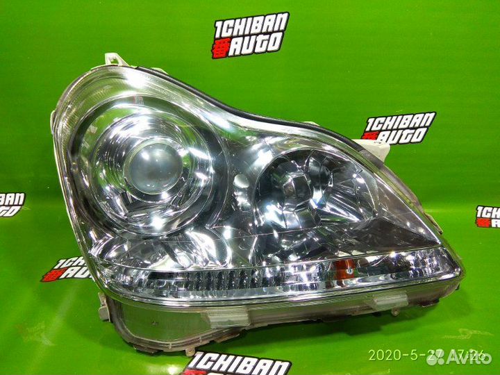Фара передняя правая Toyota Crown Majesta UZS186