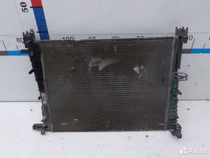 Радиатор основной на Renault Sandero