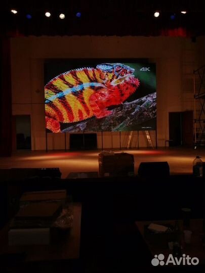 Рекламный экран с гарантией 3 года