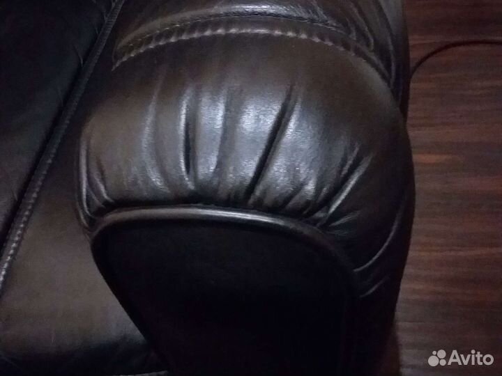 Массажное кожаное кресло, Испания