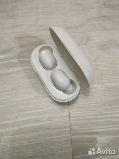 Беспроводные наушники