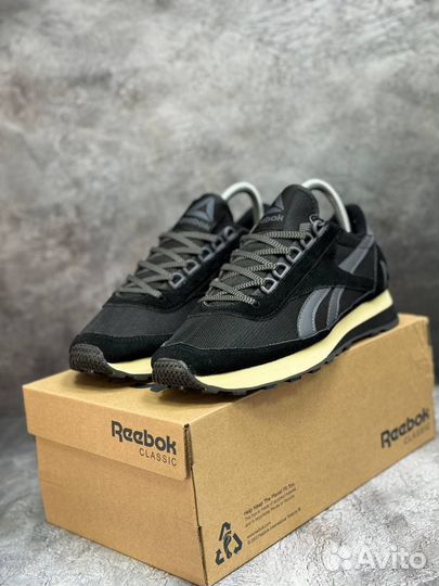 Кроссовки Reebok classic