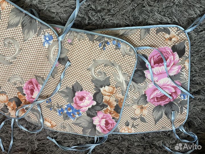 Сидушки на стулья