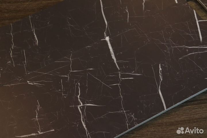 Кварцвиниловая плитка под мрамор