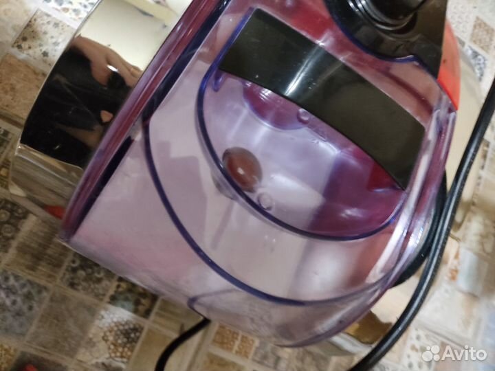 Отпариватель для одежды вертикальный