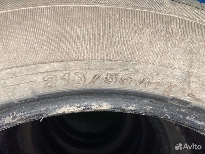 Yokohama Advan A050 215/55 R17 94