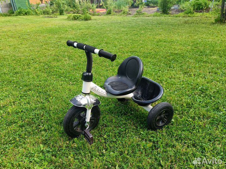 Трехколесный велосипед