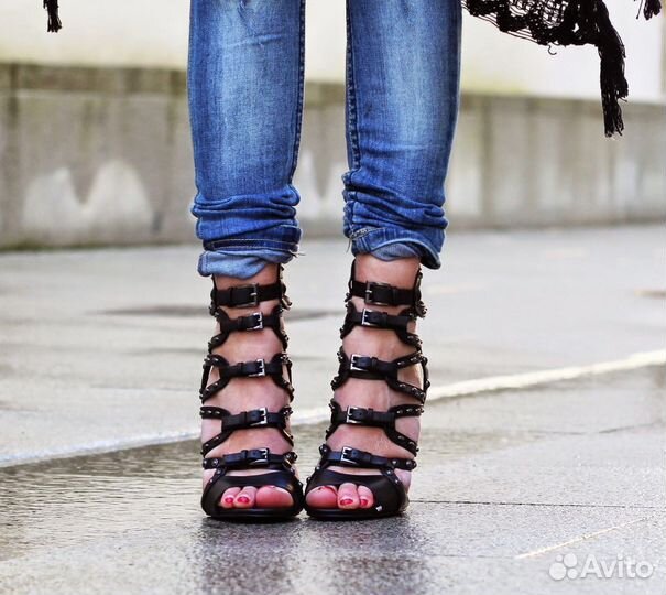 Шпильки на ремнях zara woman 38 размер