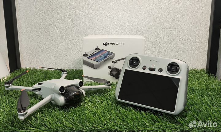 Квадрокоптер DJI Mini 3 Pro RC