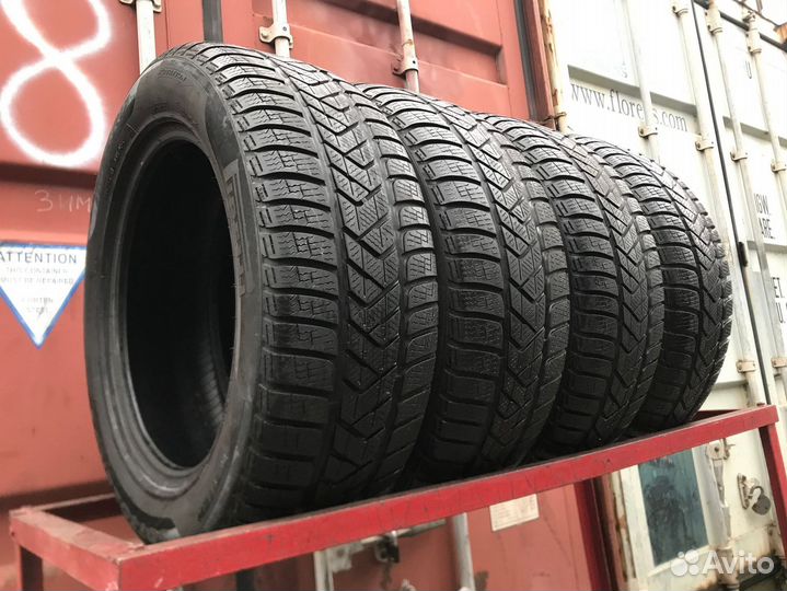 Pirelli Winter Sottozero 3 235/55 R17 94E