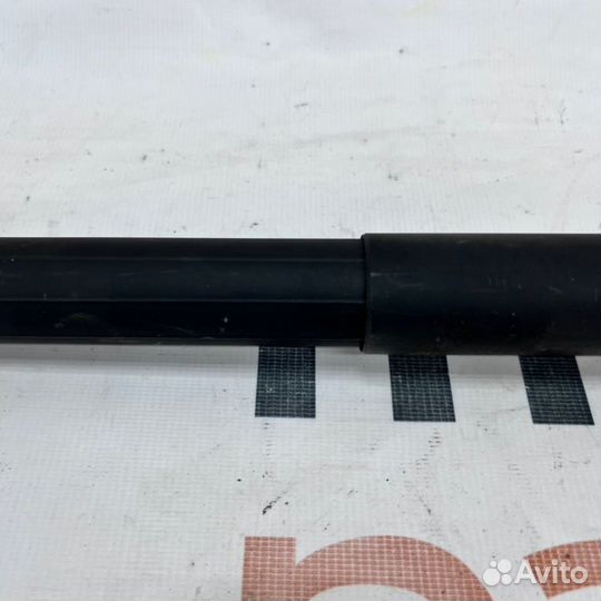 Привод багажника задний Audi Q8 2019