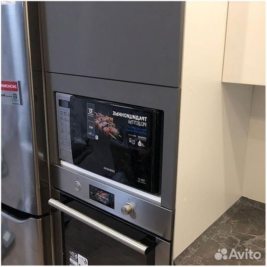 Кухонный гарнитур новый. Не б/у