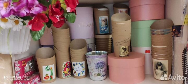 Шляпные коробки для подарков цветов