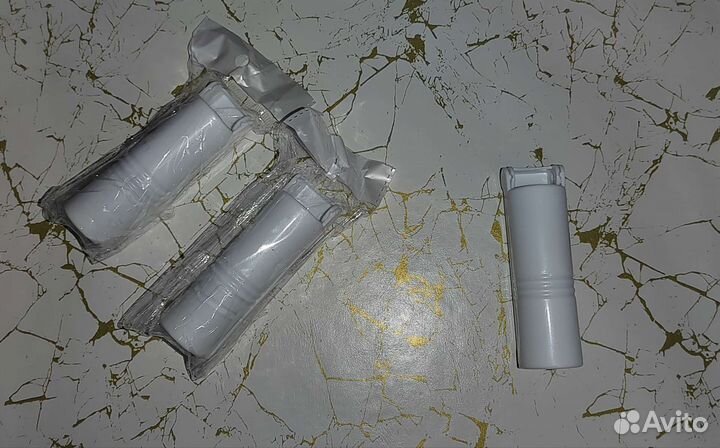 Многоразовый ролик для чистки одежды