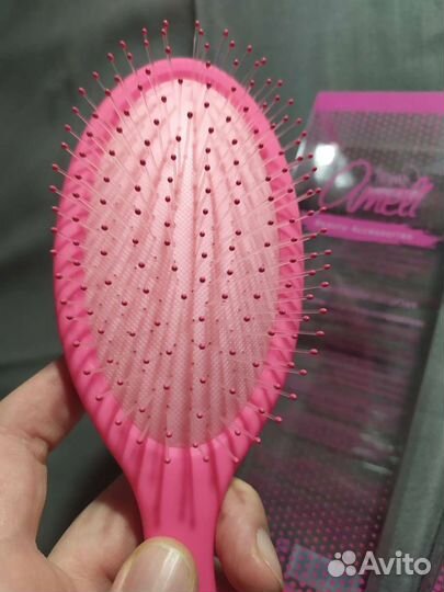 Новые расчёски Ameli