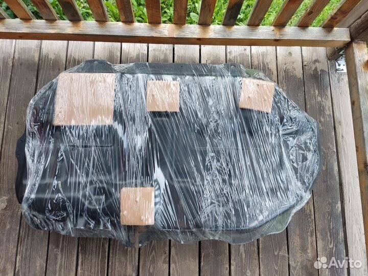 Бензобак пластиковый mitsubishi lancer 9