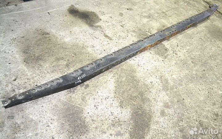 Уголок сцепного устройства (седла), правый MAN TGX