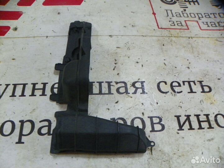 Воздуховод радиатора левый Hyundai Tucson