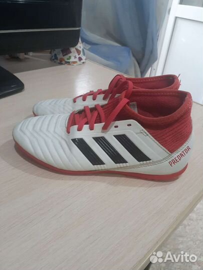Футзалки adidas predator
