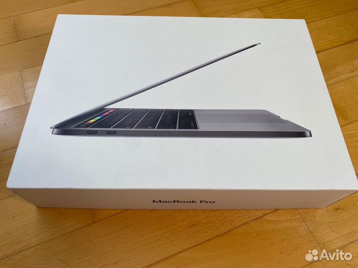 Apple MacBook pro 13 2019 8/256Gb SSD Touch Bar,ID