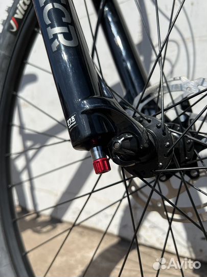 Велосипед GT Avalanche elite 27.5