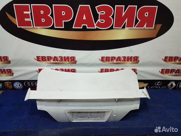 Крышка багажника Toyota Vista CV40 3CT 1995