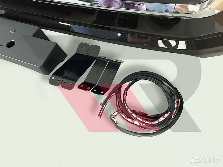 Губа Land Cruiser 200 с16г