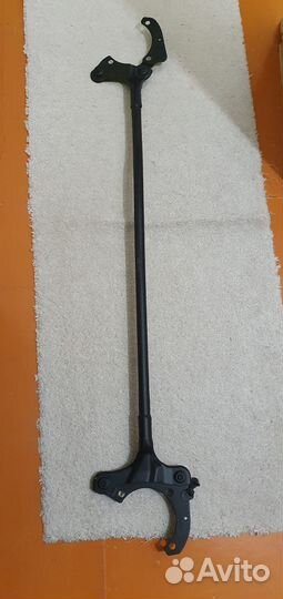 Передняя распорка Mazda Familia