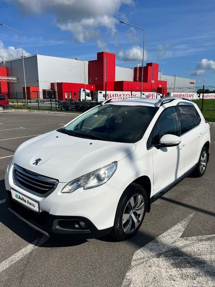 Peugeot 2008: фото из отзыва