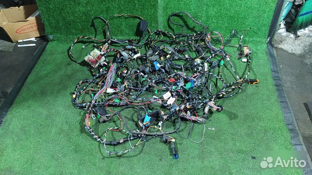 Коса салона Volvo V70 B5254T10 2010