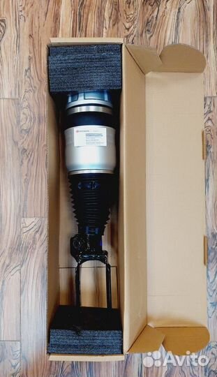 Пневмостойка Порше Кайен 958 передняя